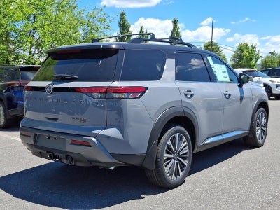 2026 Nissan Pathfinder Platinum