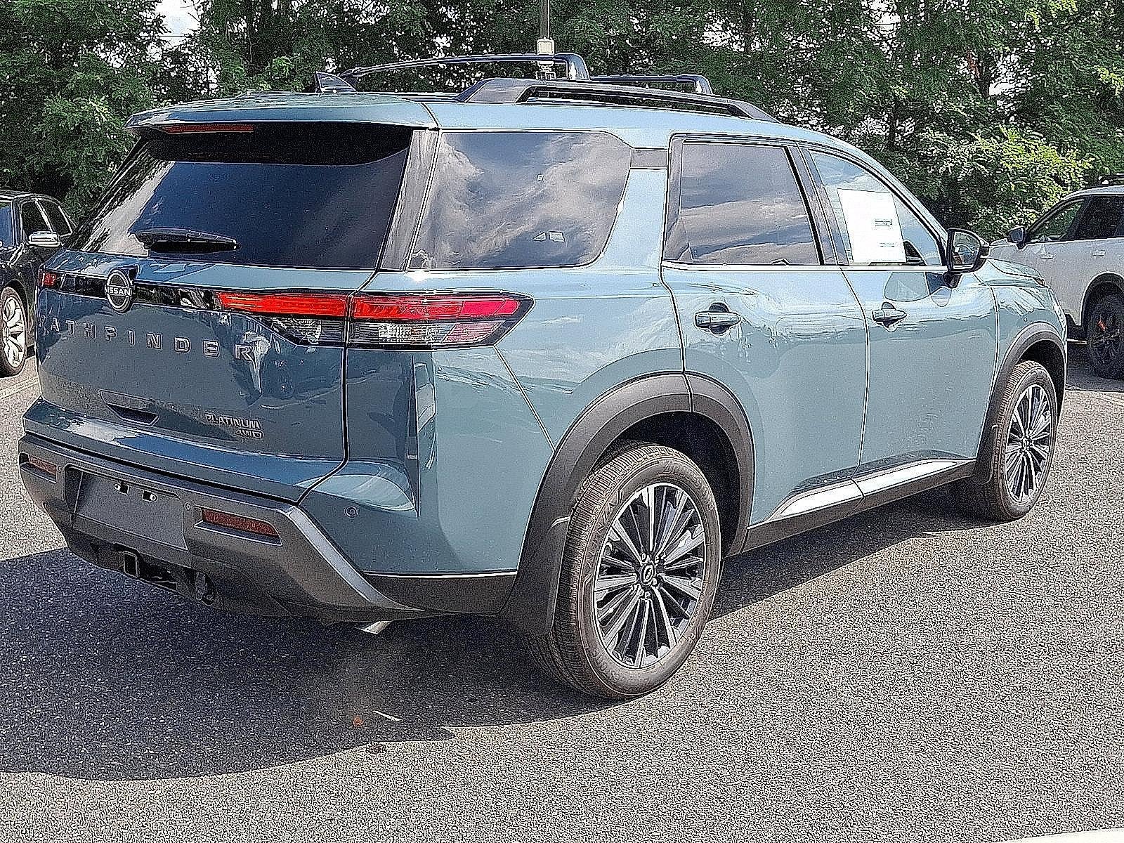 2026 Nissan Pathfinder Platinum 4WD