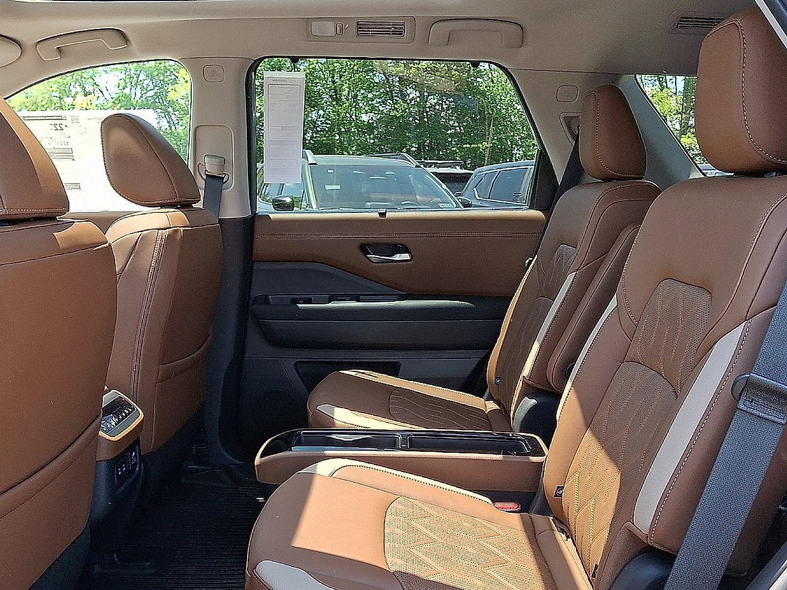 2026 Nissan Pathfinder Platinum 4WD