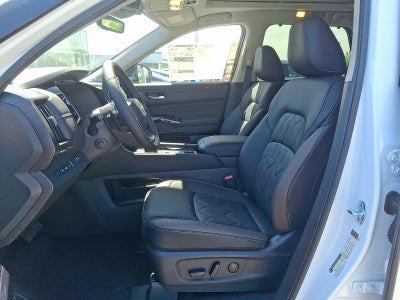 2026 Nissan Pathfinder Platinum 4WD