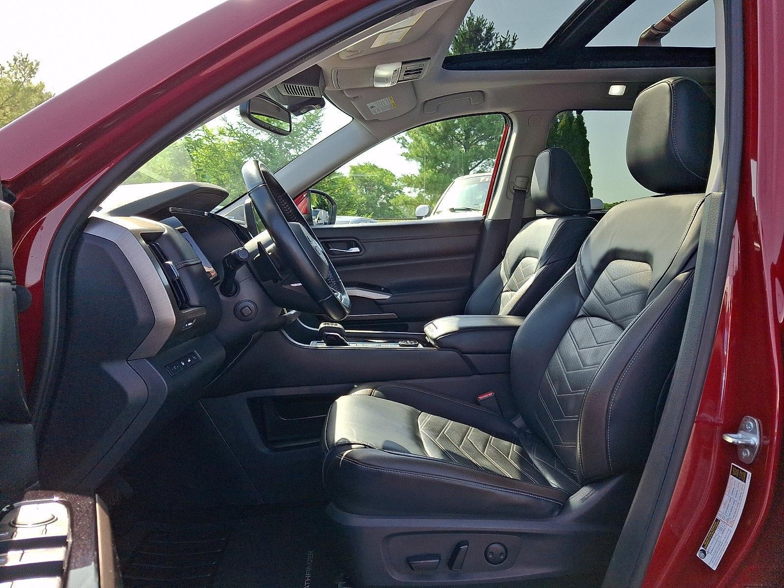 2022 Nissan Pathfinder Platinum