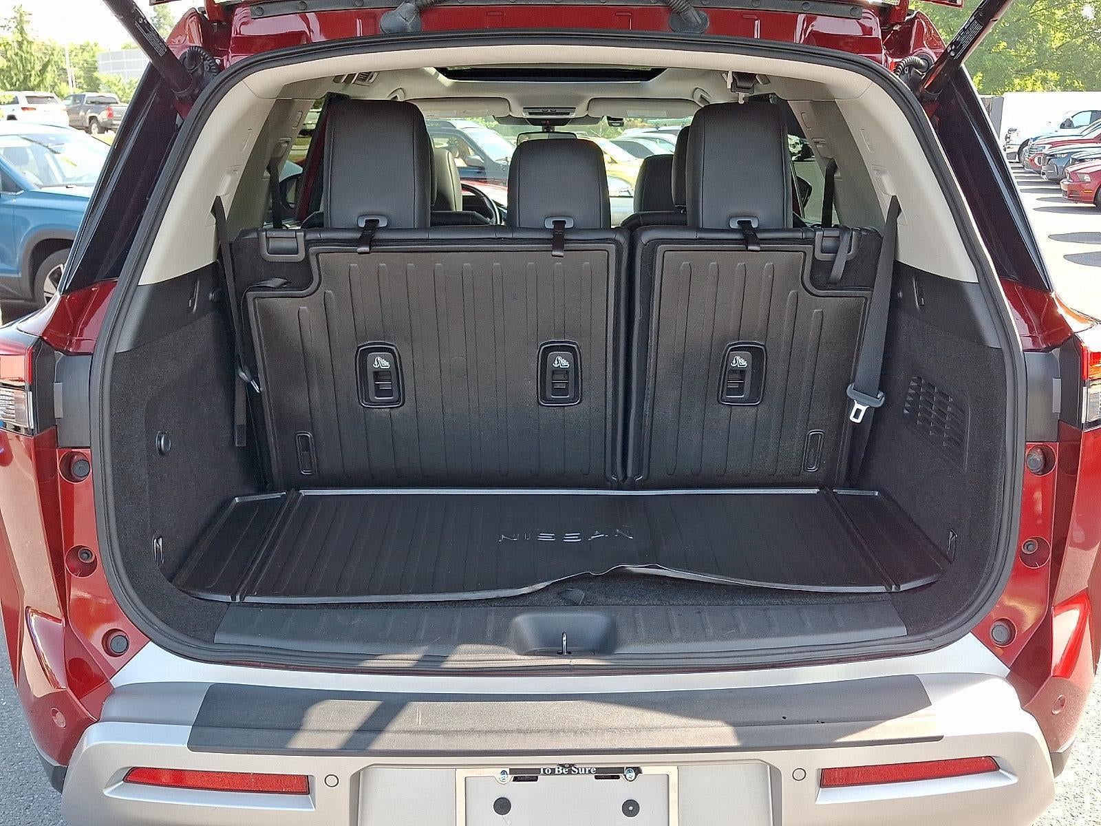 2022 Nissan Pathfinder Platinum