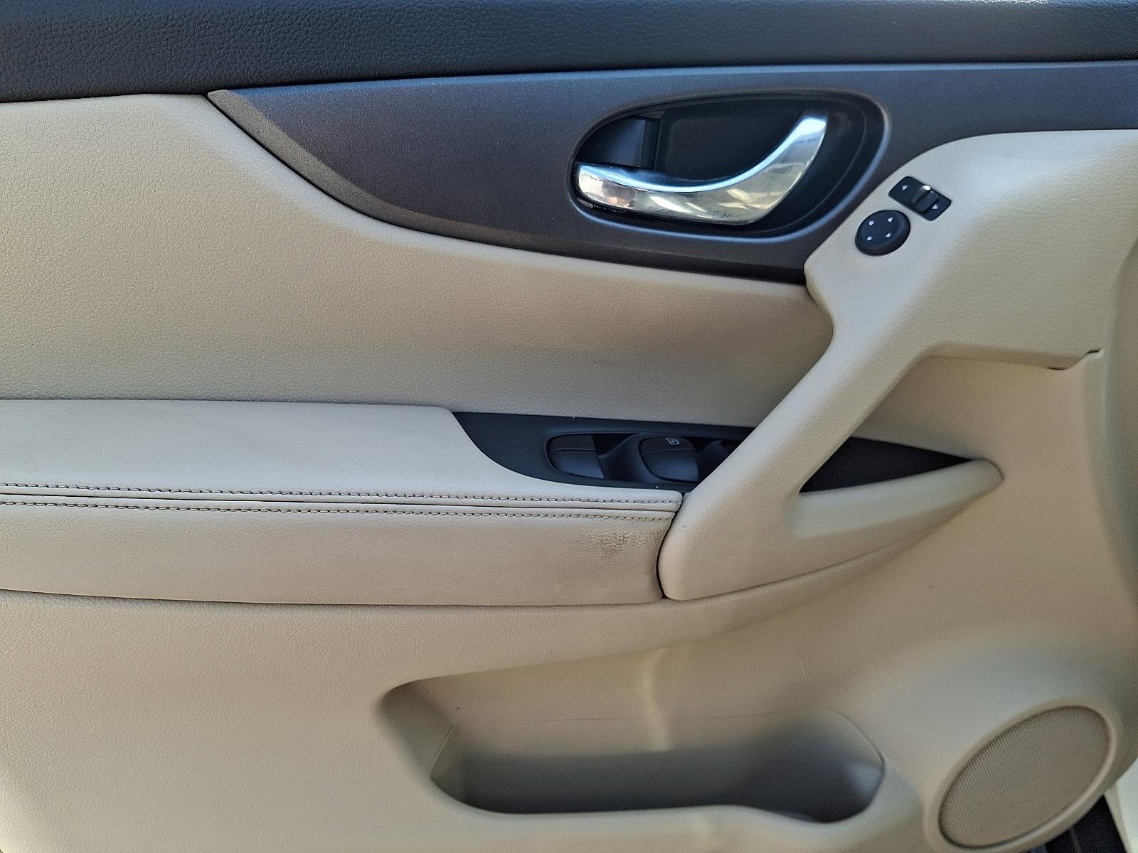 2016 Nissan Rogue AWD 4dr SV