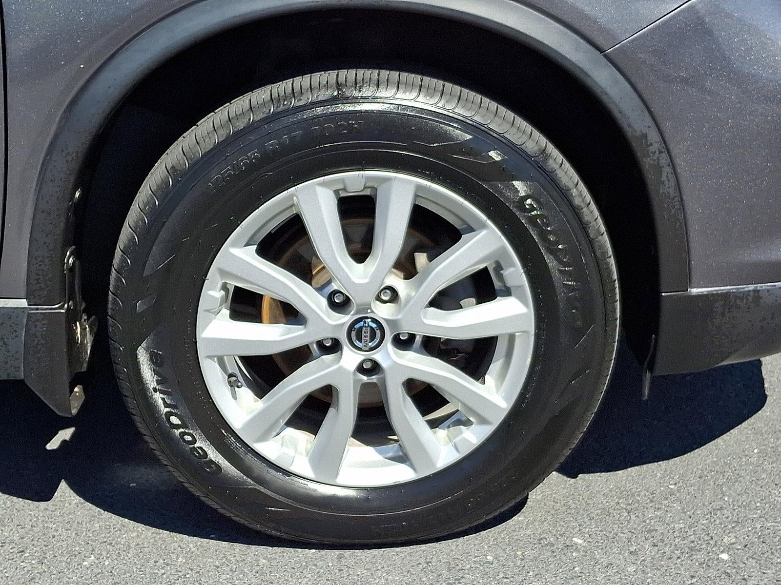 2018 Nissan Rogue AWD SV