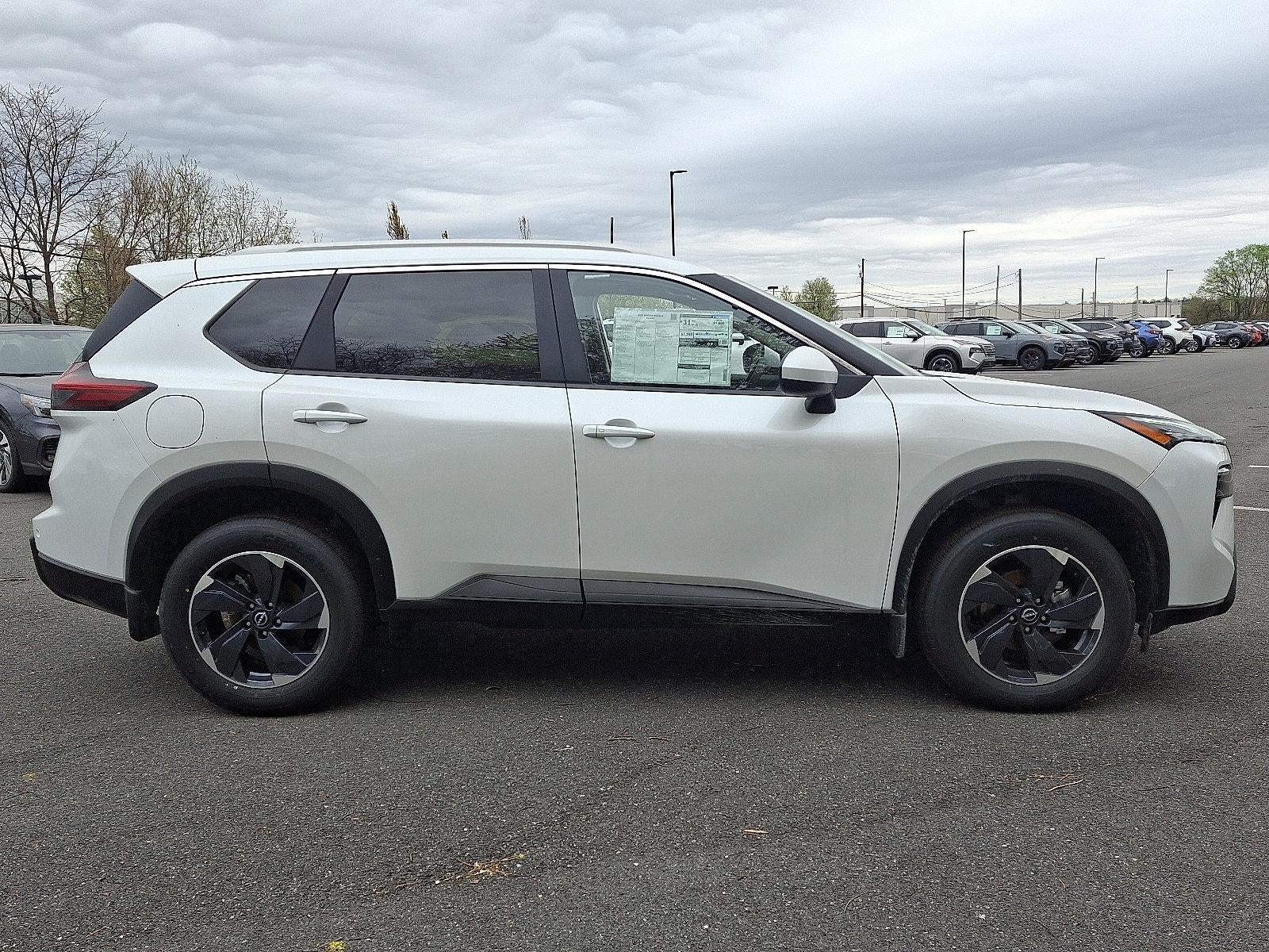 2025 Nissan Rogue AWD SV