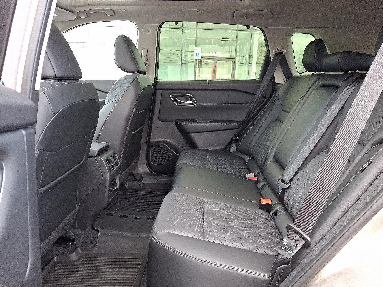 2026 Nissan Rogue AWD Platinum *Ltd Avail*