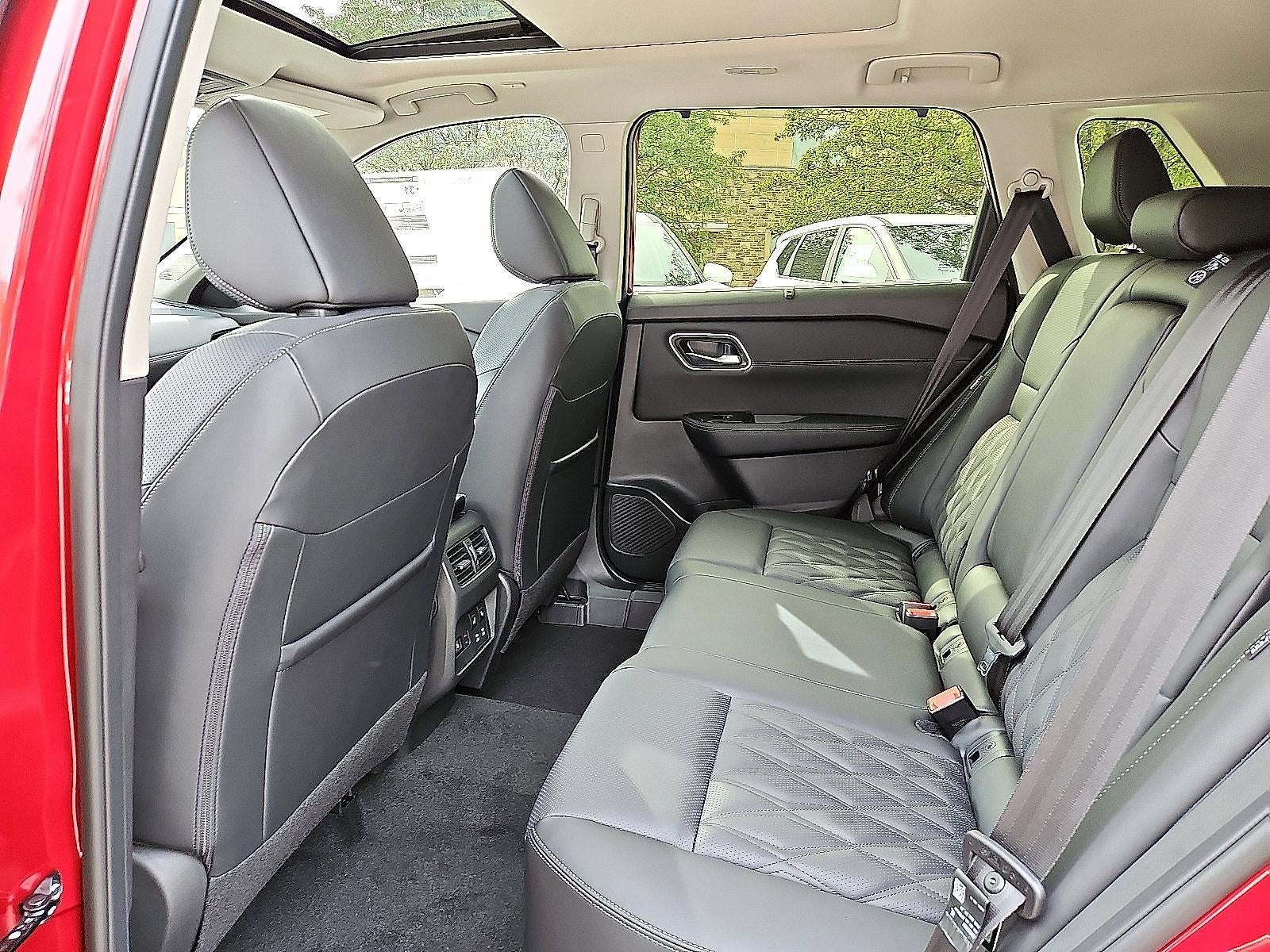 2026 Nissan Rogue AWD Platinum *Ltd Avail*