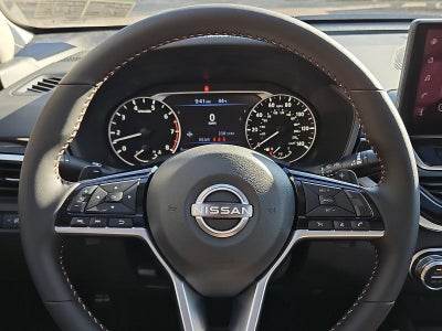 2025 Nissan Altima SR