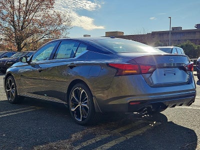 2025 Nissan Altima SR