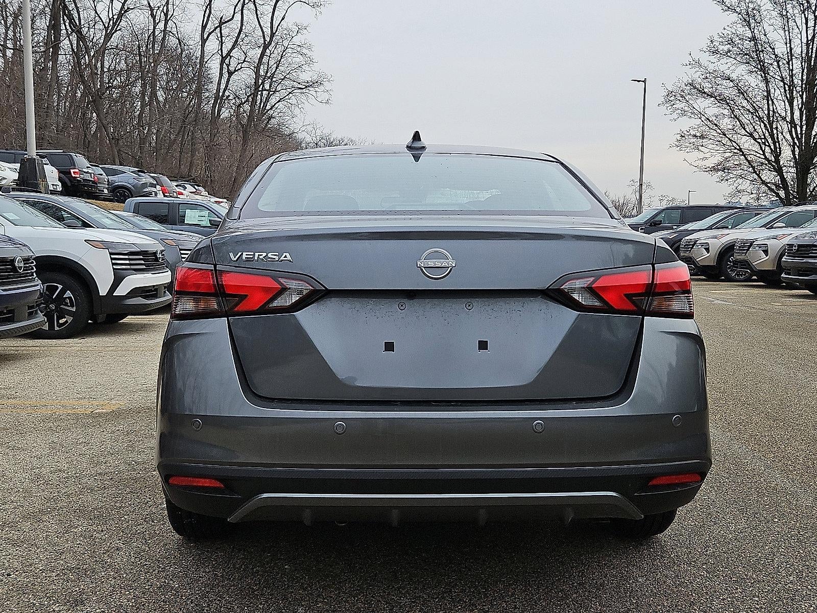 2025 Nissan Versa SV
