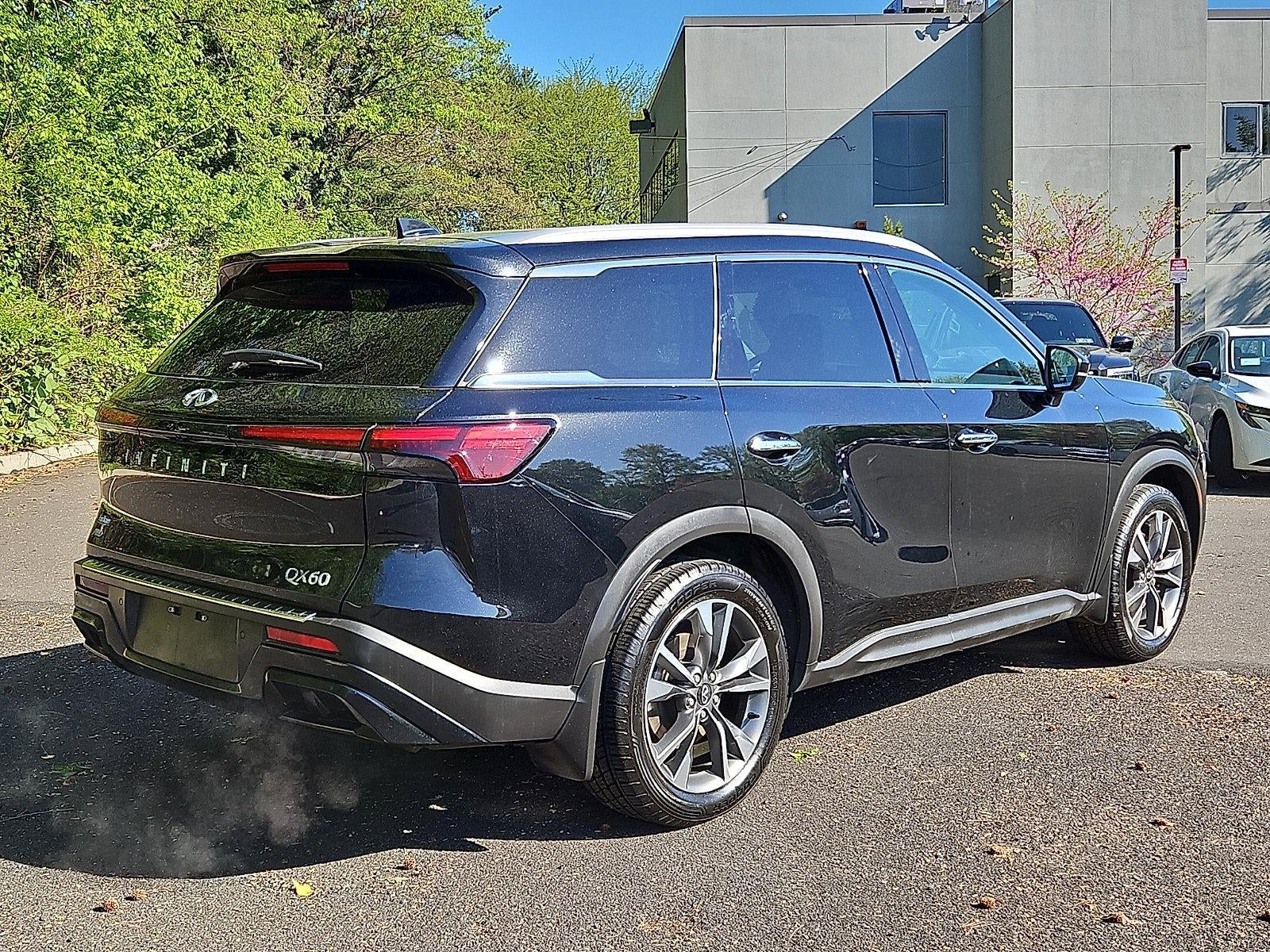 2023 INFINITI QX60 LUXE AWD