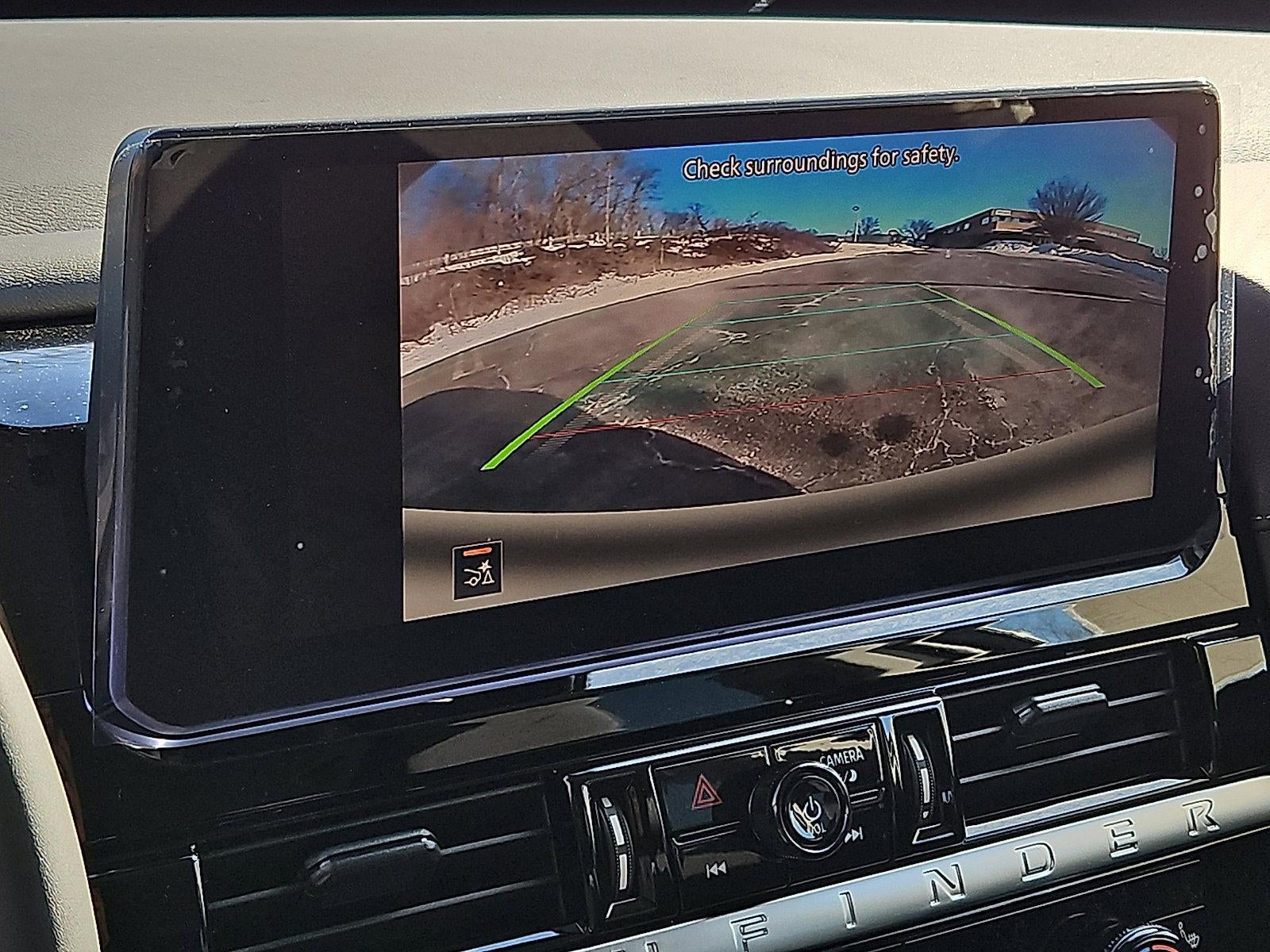 2026 Nissan Pathfinder SV