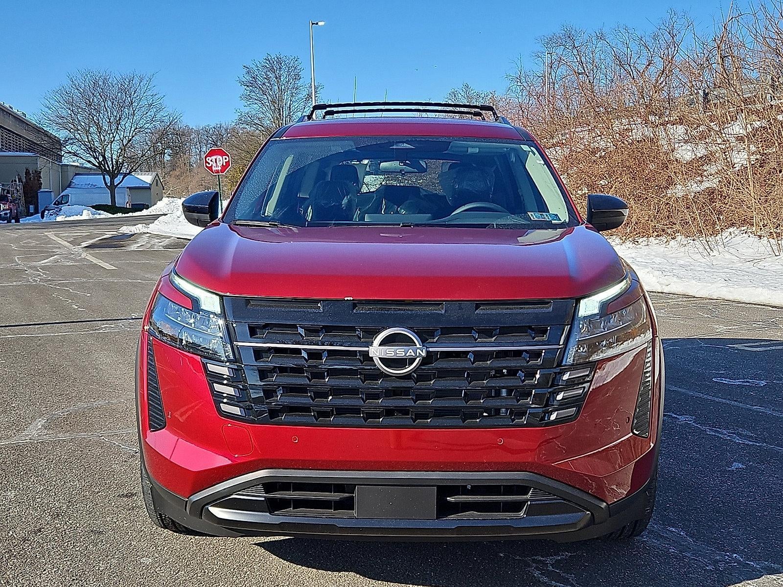 2026 Nissan Pathfinder SV