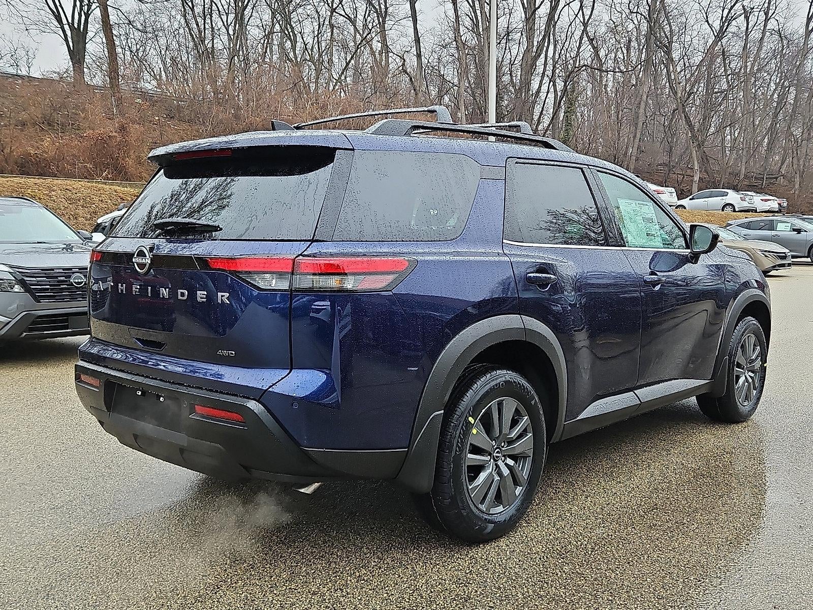 2026 Nissan Pathfinder SV