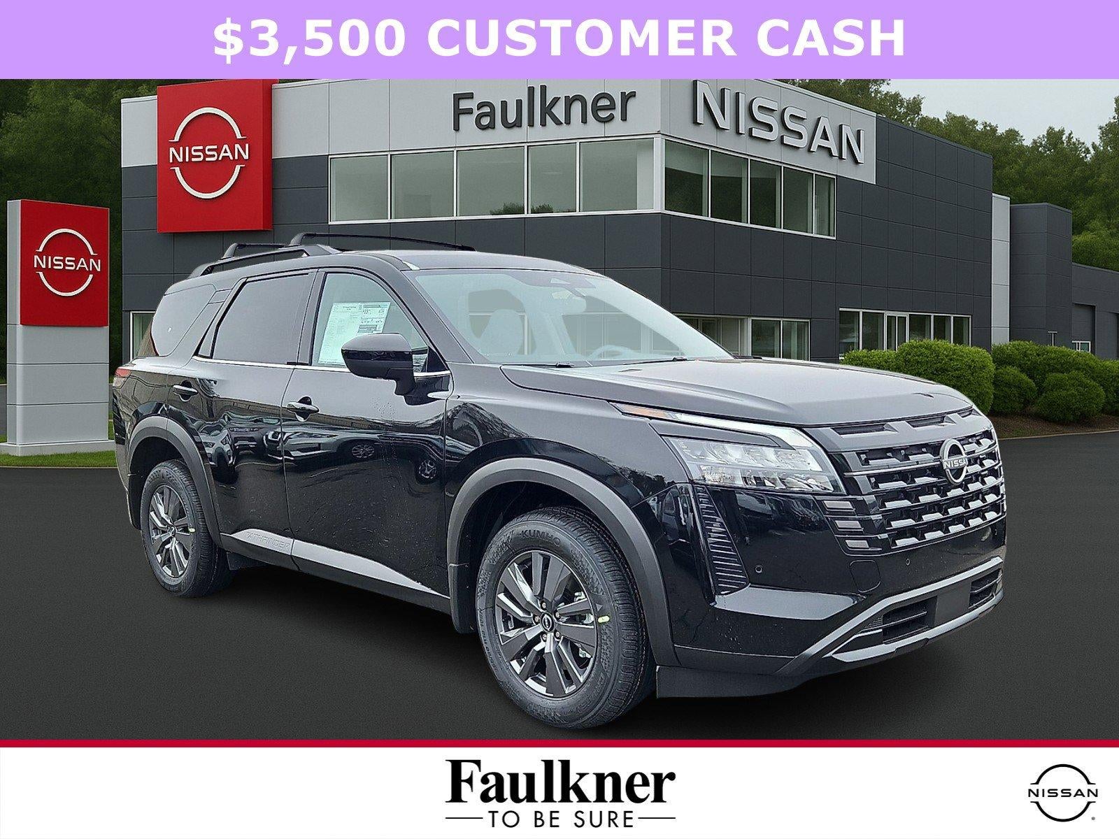 2026 Nissan Pathfinder SV