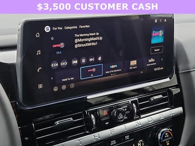 2026 Nissan Pathfinder SV