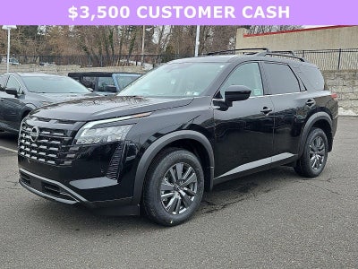 2026 Nissan Pathfinder SV