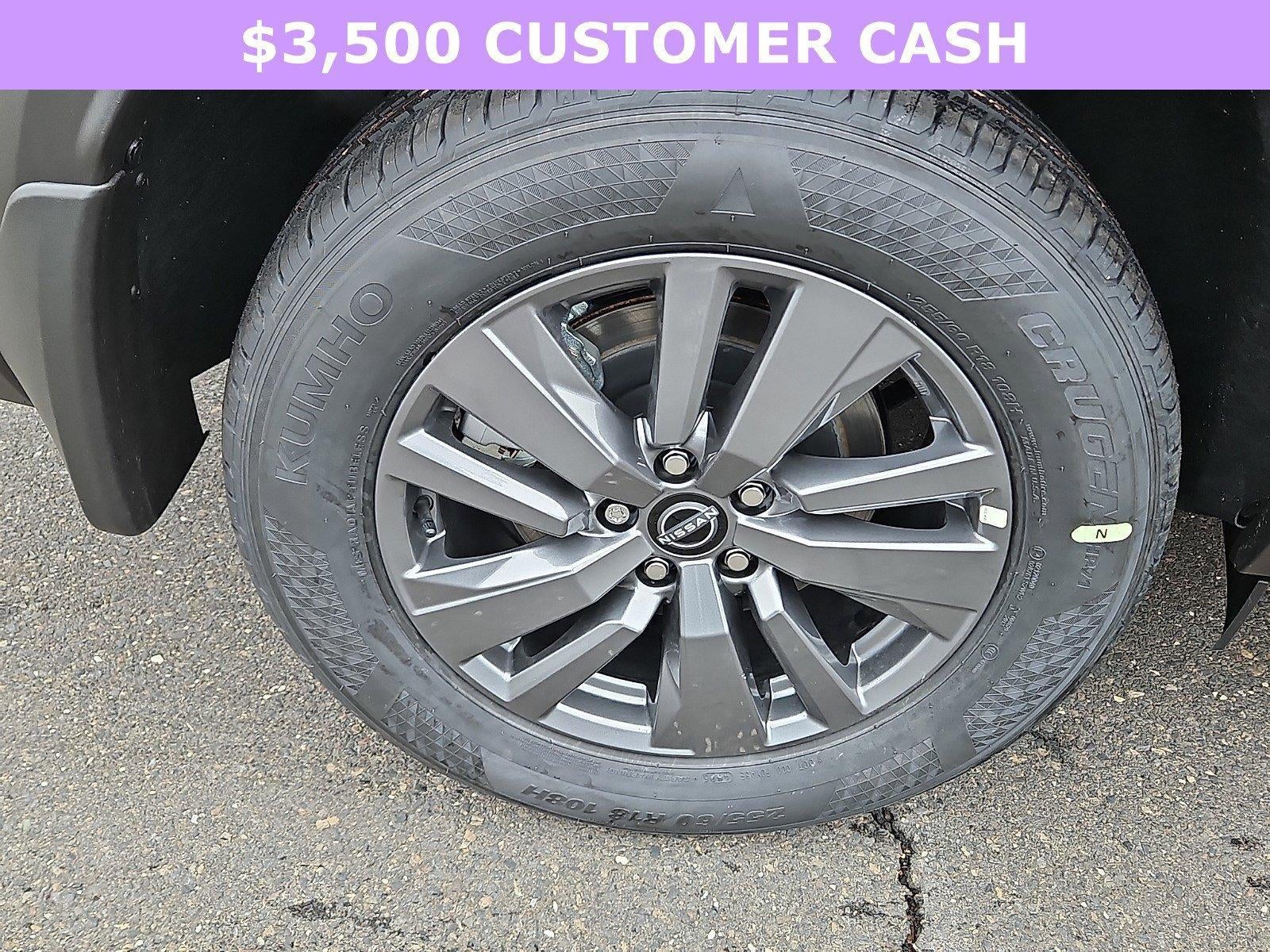 2026 Nissan Pathfinder SV