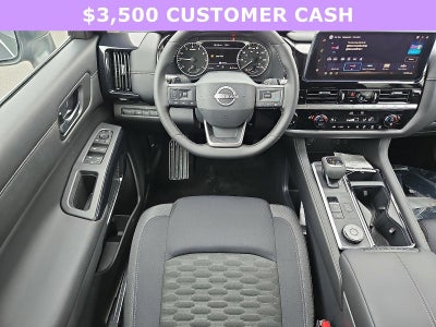 2026 Nissan Pathfinder SV