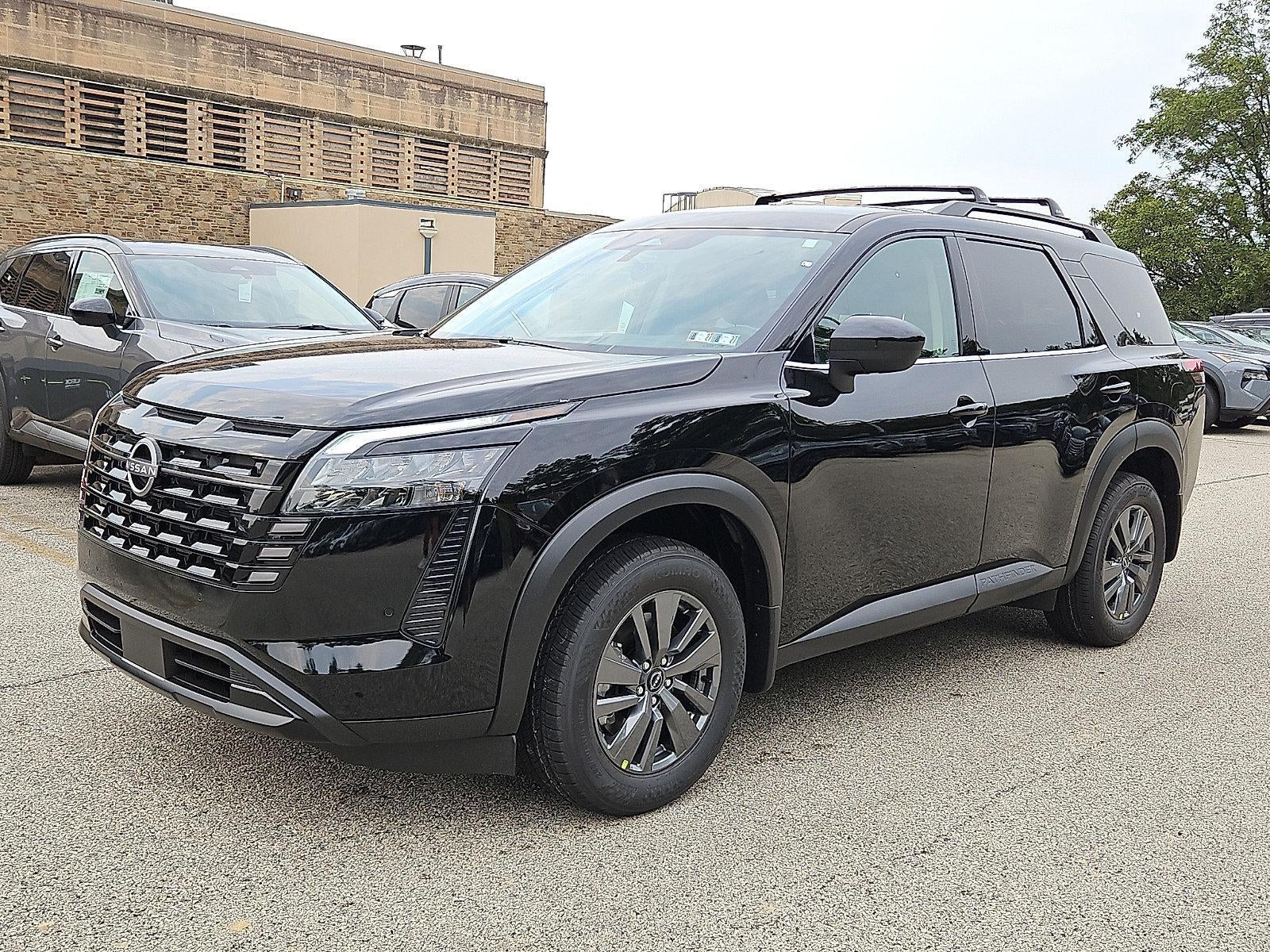 2026 Nissan Pathfinder SV