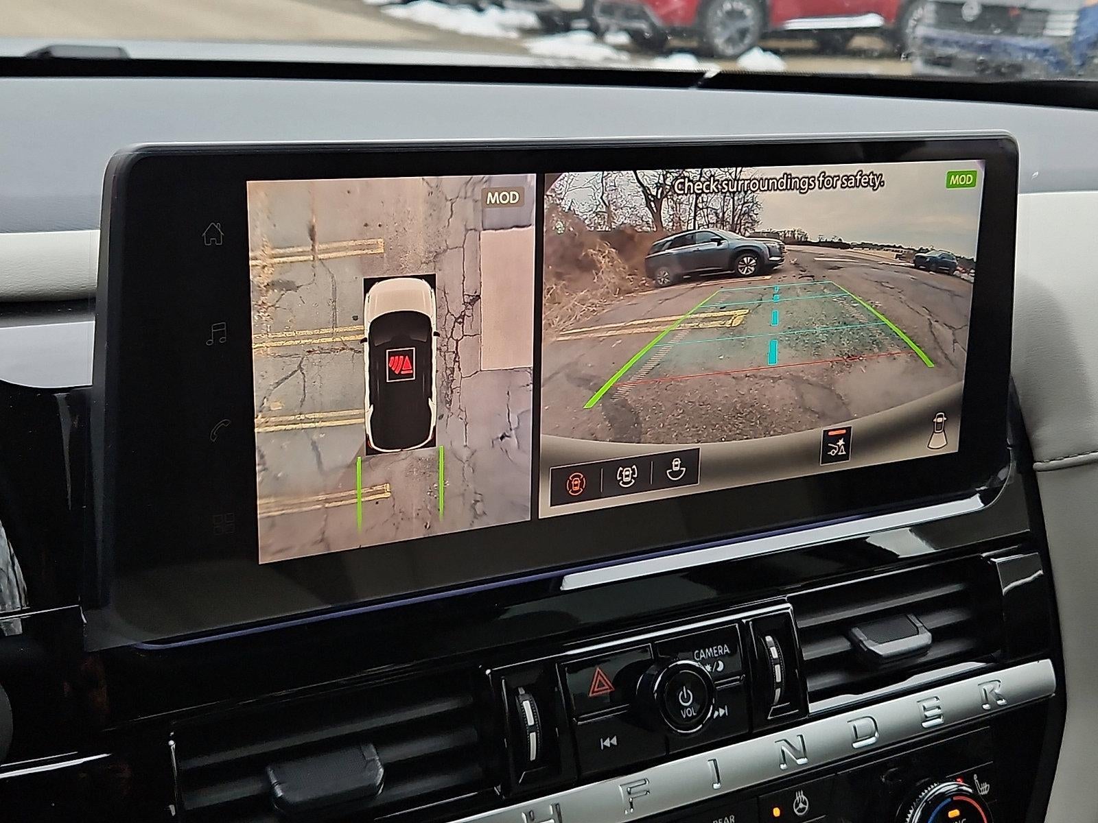 2026 Nissan Pathfinder SL