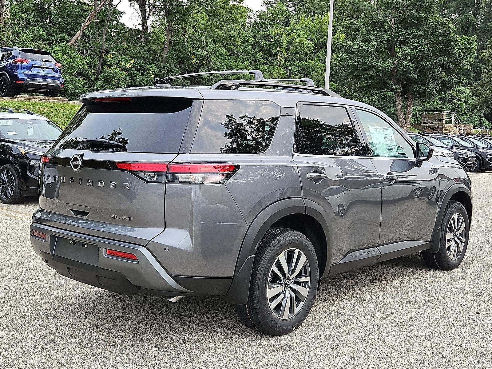 2026 Nissan Pathfinder SL