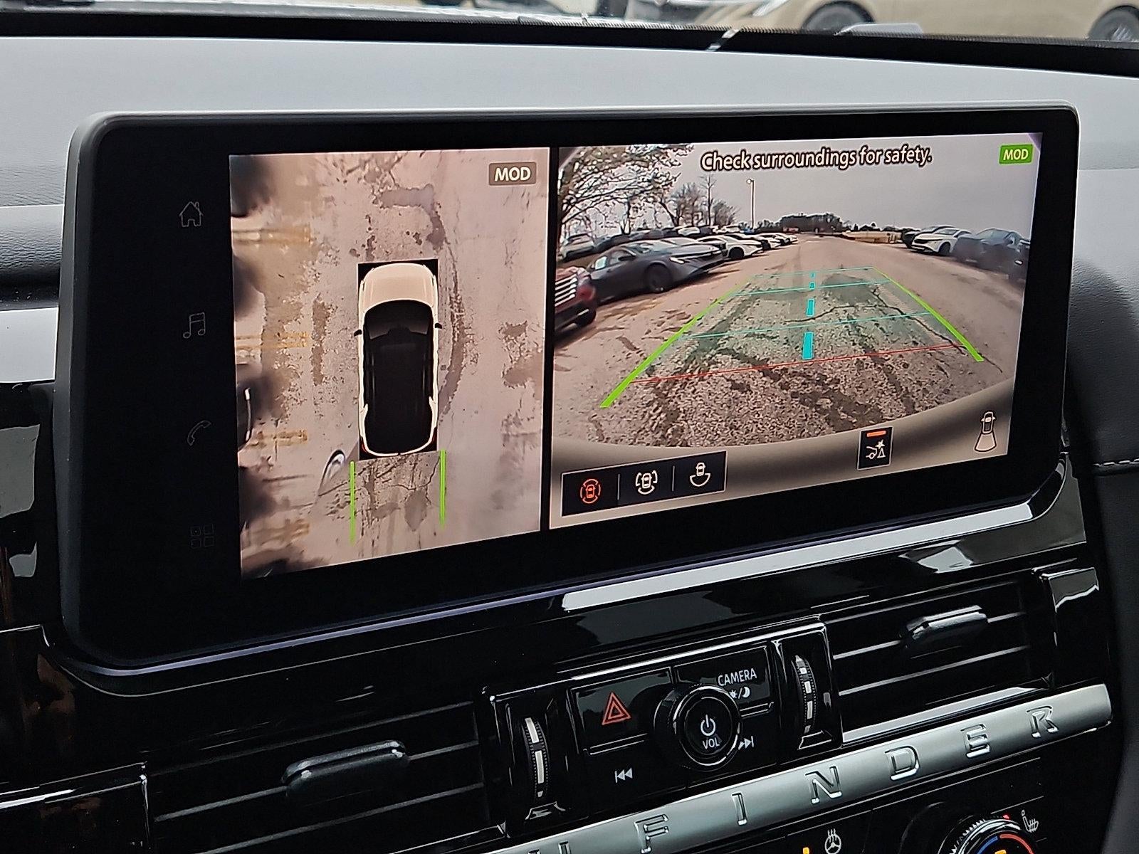 2026 Nissan Pathfinder SL