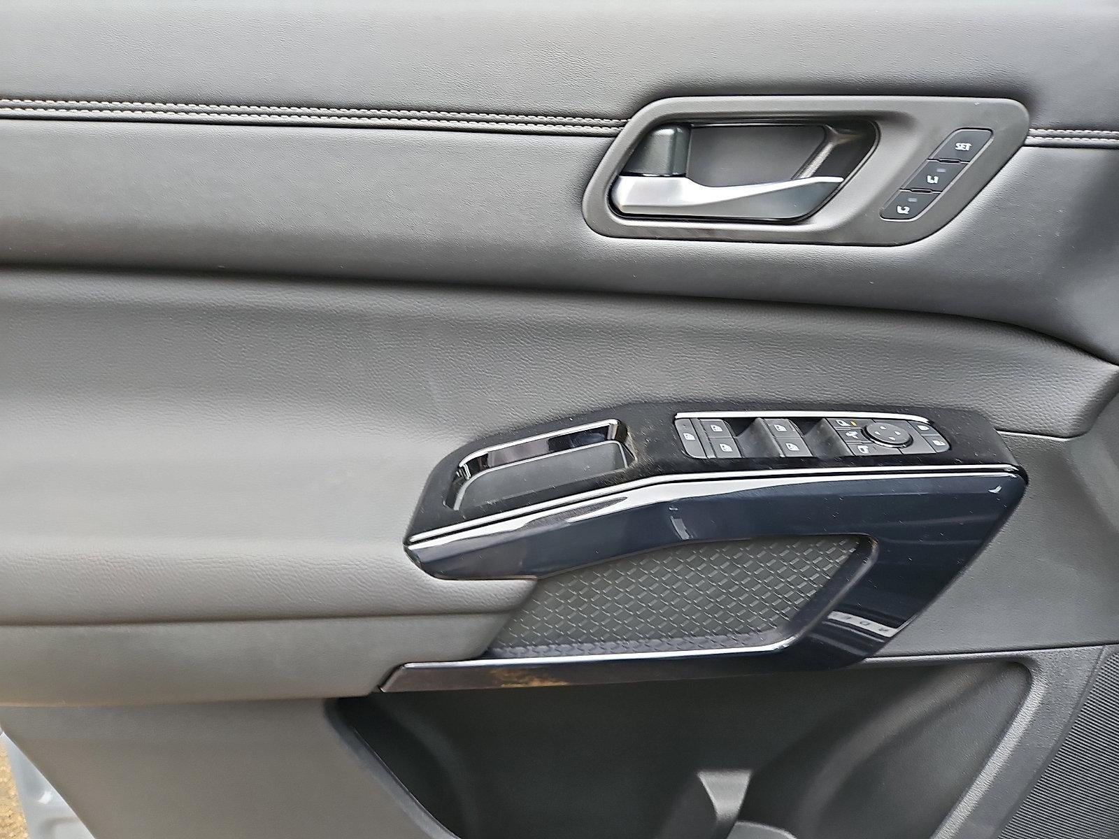 2026 Nissan Pathfinder Platinum 4WD