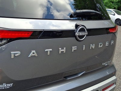 2022 Nissan Pathfinder Platinum 4WD