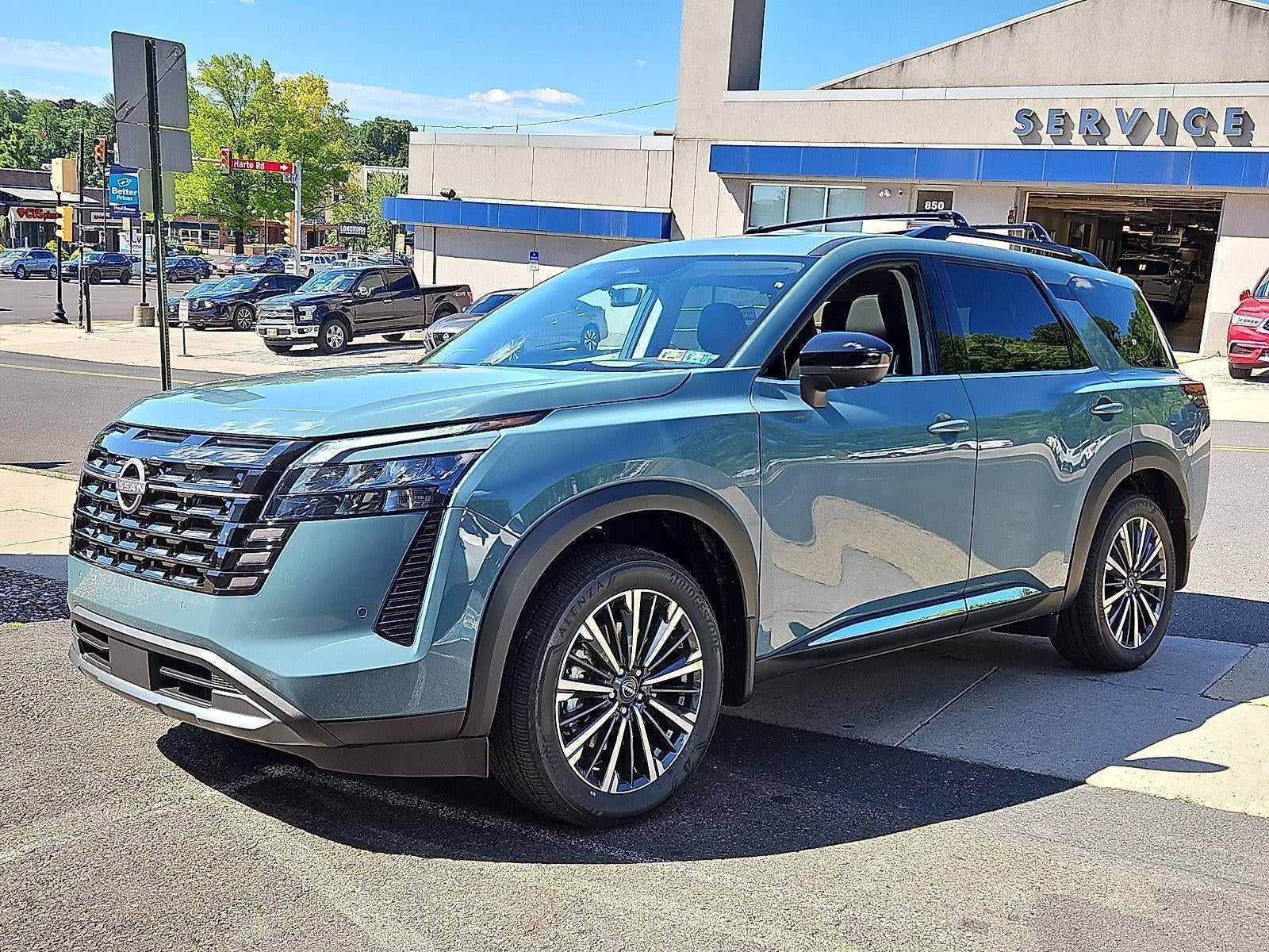 2026 Nissan Pathfinder Platinum