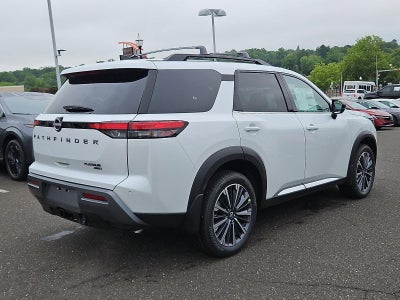2026 Nissan Pathfinder Platinum