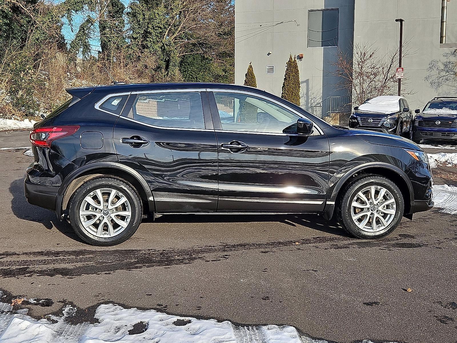 2022 Nissan Rogue Sport S