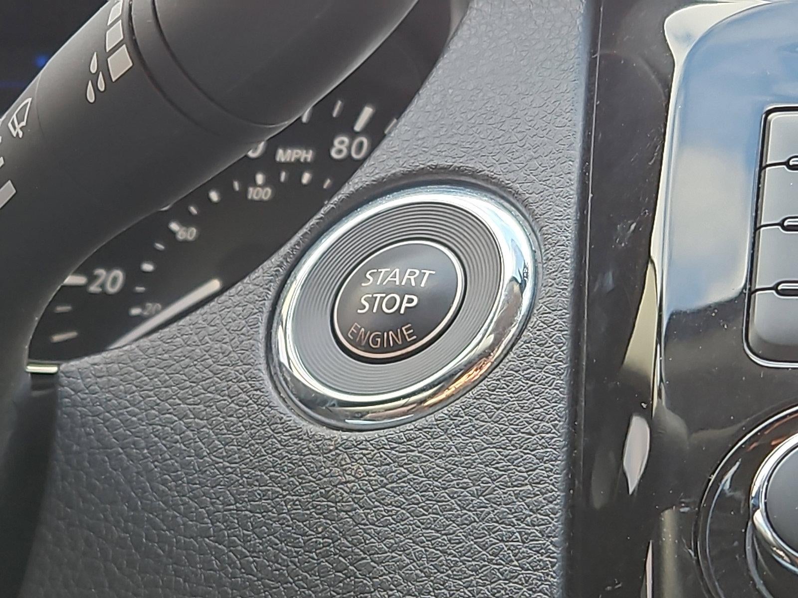 2022 Nissan Rogue Sport SV