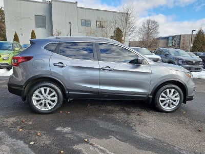 2022 Nissan Rogue Sport SV