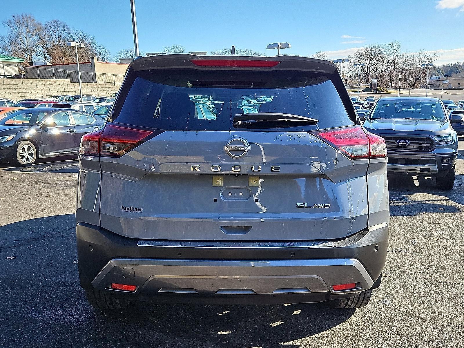 2023 Nissan Rogue SL