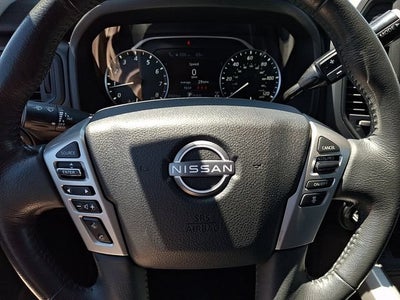 2024 Nissan TITAN Crew Cab SV 4x4