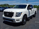2024 Nissan TITAN Crew Cab SV 4x4