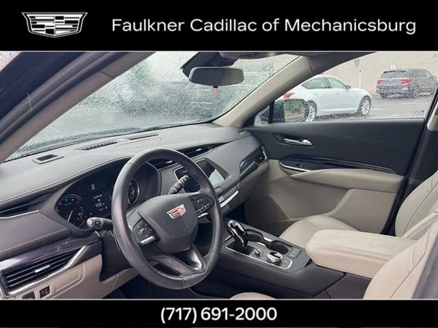 2023 Cadillac XT4 Luxury