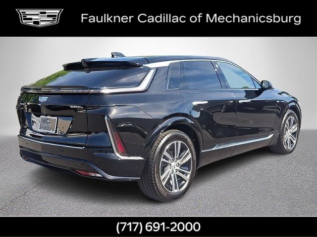 2024 Cadillac LYRIQ Luxury 1