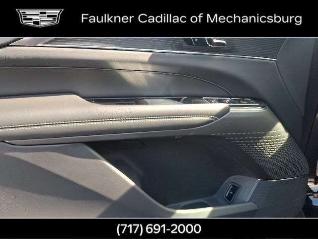 2024 Cadillac LYRIQ Luxury 1