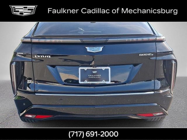 2024 Cadillac LYRIQ Luxury 1