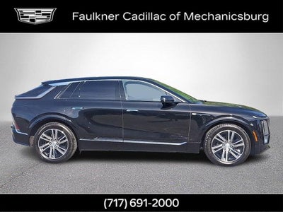 2024 Cadillac LYRIQ Luxury 1