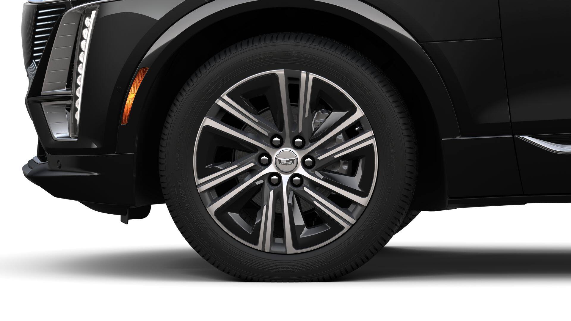 2025 Cadillac LYRIQ Luxury 2