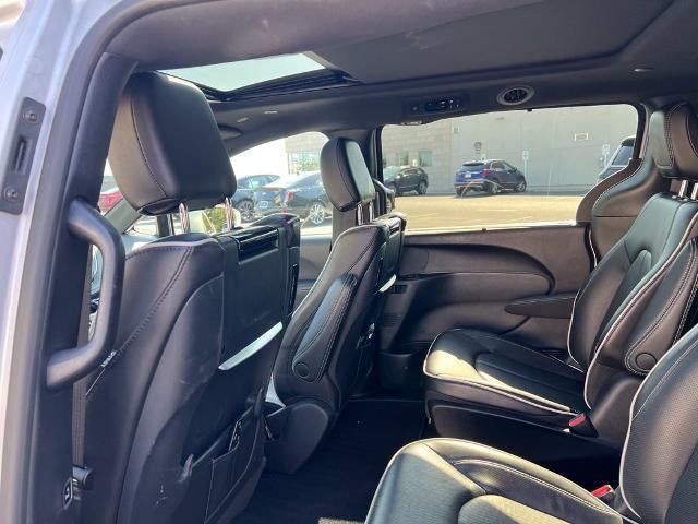 2022 Chrysler Pacifica Hybrid Limited