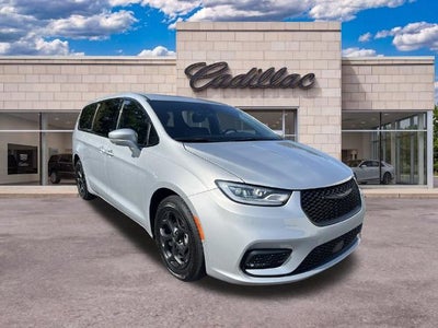 2022 Chrysler Pacifica Hybrid Limited