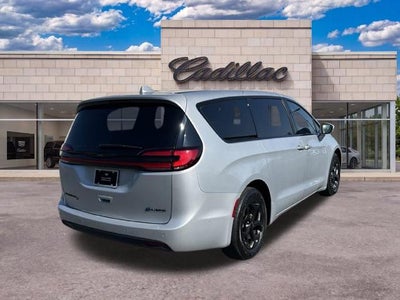 2022 Chrysler Pacifica Hybrid Limited