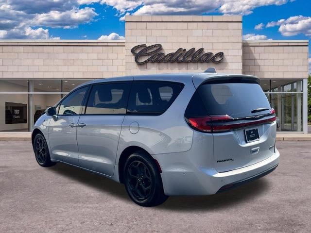 2022 Chrysler Pacifica Hybrid Limited