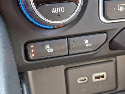 2022 Chevrolet Suburban 4WD RST