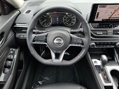 2023 Nissan Altima SR