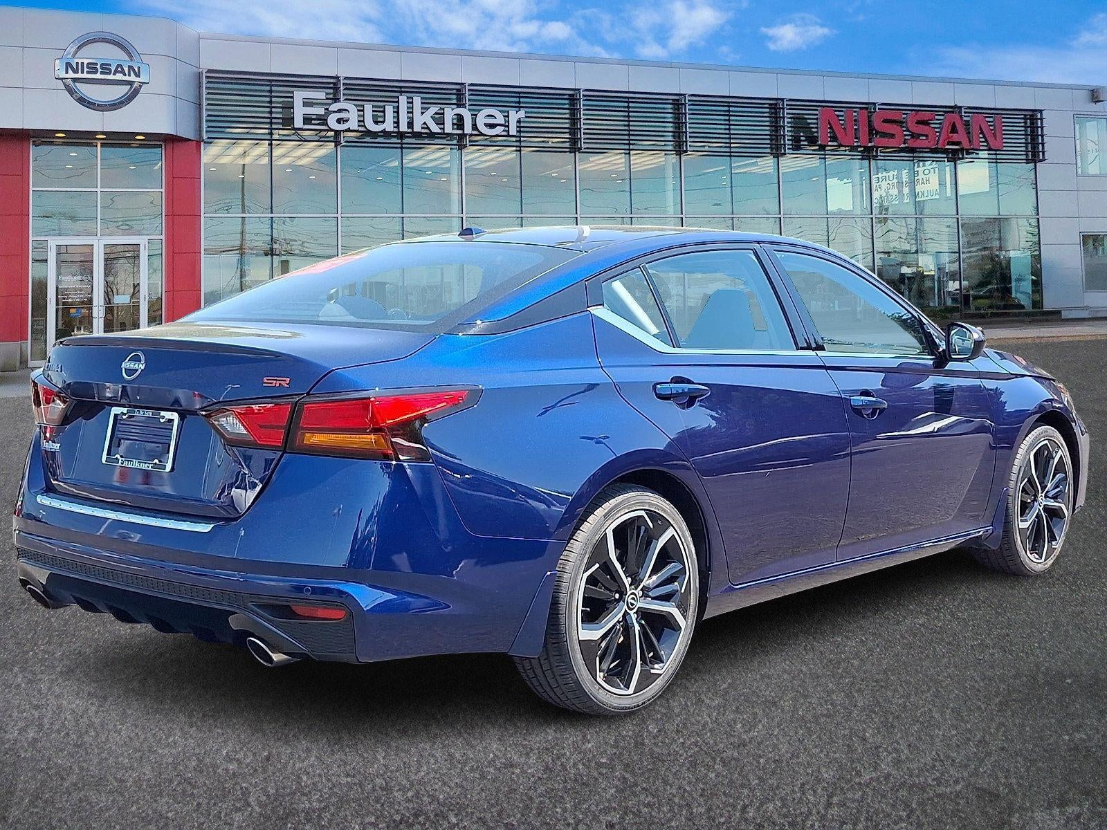 2023 Nissan Altima SR